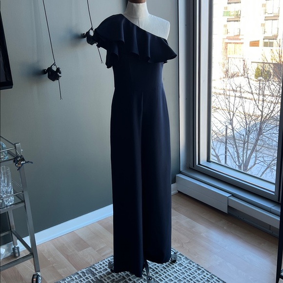 New Eliza J One Shoulder Ruffle Jumpsuit in Navy Size 6 - Picture 3 of 9